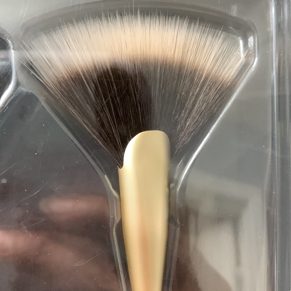 Makeup brushes - Picture 4 of 5